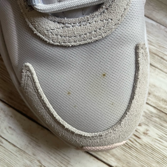 adidas OZELLE Women's Running Shoes 8 - Picture 9 of 16